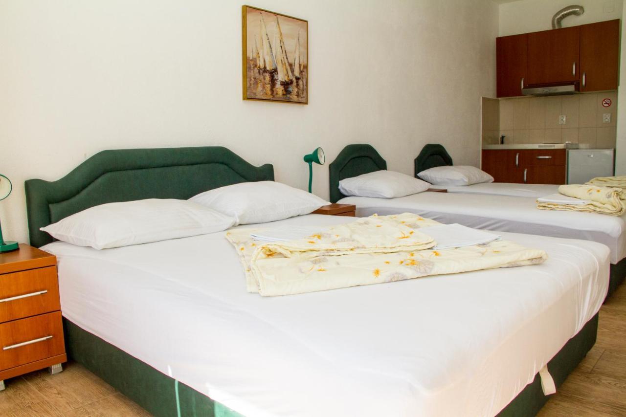 Apartment Galija *